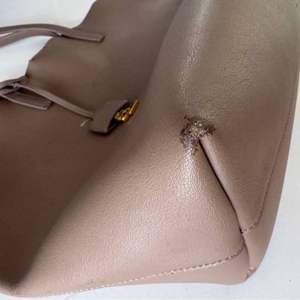 YSL/ Saint Laurent E/W leather tote - Picture 8 of 17